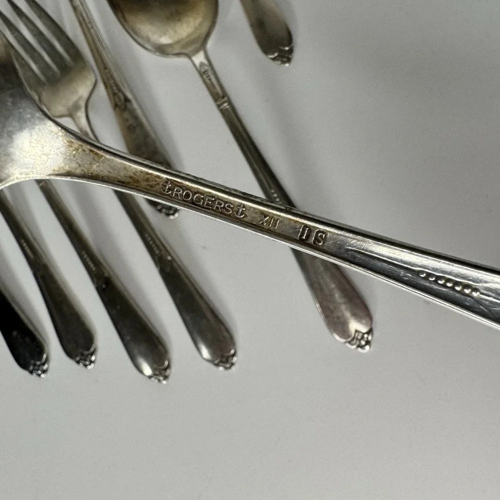 Rogers XII Silverplate Flatware Set 14pc Inspiration 1933 IS Art Deco Fork Spoon